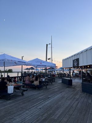 Waterman's Crab House by null