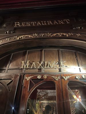 Maxim's de Paris by null