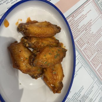 Kong Sihk Tong - Tomato and garlic fried chicken wings - Hong Kong Style Cafe Near Me - Flushing, New York Kong Sihk Tong - Tomato and garlic fried chicken wings - Hong Kong Style Cafe Near Me - Flushing, New York