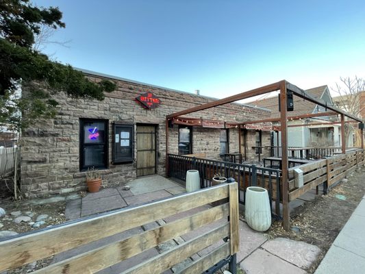 The Bitter Bar by null