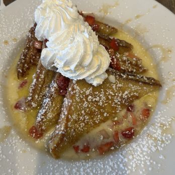Bobbie's Southern Kitchen - Ana's Fancy French Toast w/Mascarpone sauce. (Plate licking good!!!) - American Near Me - San Antonio, Texas