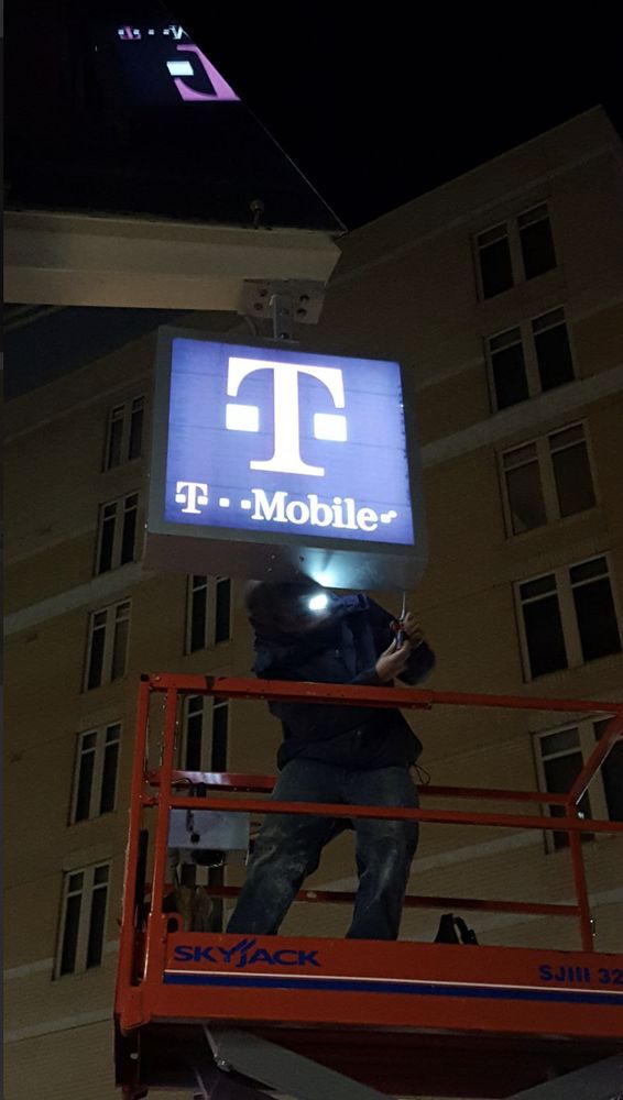 Slide of Allegiant Ventures