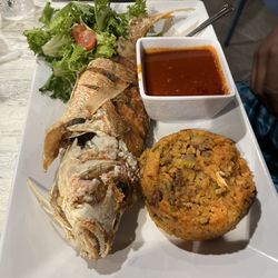 El Muelle Restaurant Bar & Grill - Red Snapper, yellow rice and beans