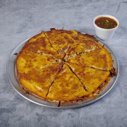 Fuego Cravings - The birria pizza