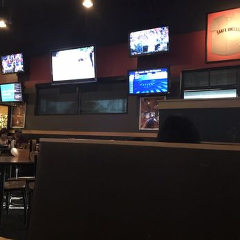 Buffalo Wild Wings - Chicken Wings Near Me - Folsom, California
