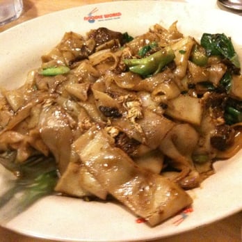 Noodle World - Pad Se u. (don't know how to spell it) - Chinese Near Me - Alhambra, California