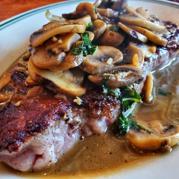 Rocco's Café - Rib eye steak w/ mushrooms ($28.95) - Italian Near Me - San Francisco, California