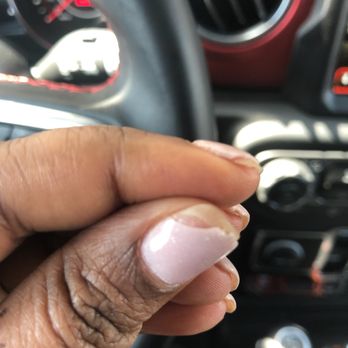 Bellagio Nails & Spa - Chipped after 3 days - Nail Salons Near Me - Los Angeles, California