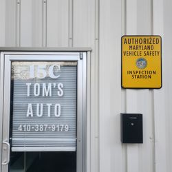 Tom's Auto
