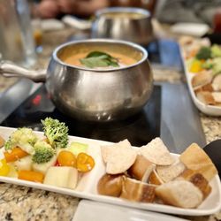 The Melting Pot - Spokane - Chicago deep dish pizza fondue