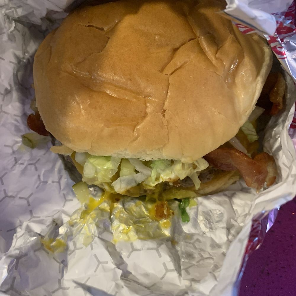 Cheese Burger Baby - Bacon cheeseburger - Burgers Near Me - Miami Beach, Florida Cheese Burger Baby - Bacon cheeseburger - Burgers Near Me - Miami Beach, Florida