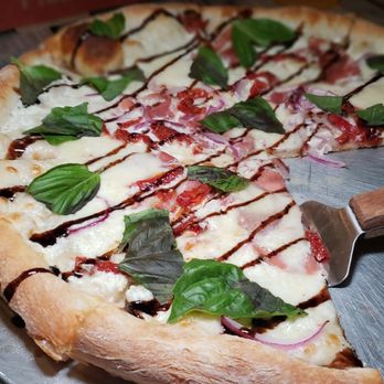 Pizzoco Pizza Parlor - White Oak Canyon - delicious! - Pizza Near Me - Winchester, Virginia
