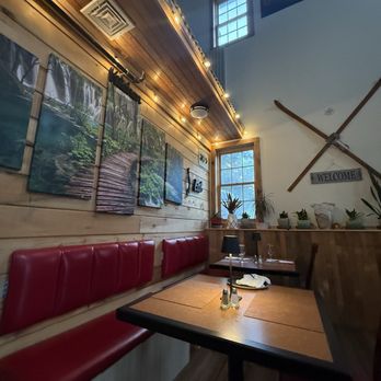 TTS Kitchen And Catering - Cozy Backdrop - Caribbean Near Me - Wilmington, Vermont TTS Kitchen And Catering - Cozy Backdrop - Caribbean Near Me - Wilmington, Vermont