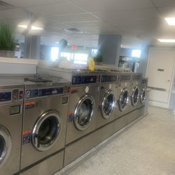 Valley Laundromat - Washing machines