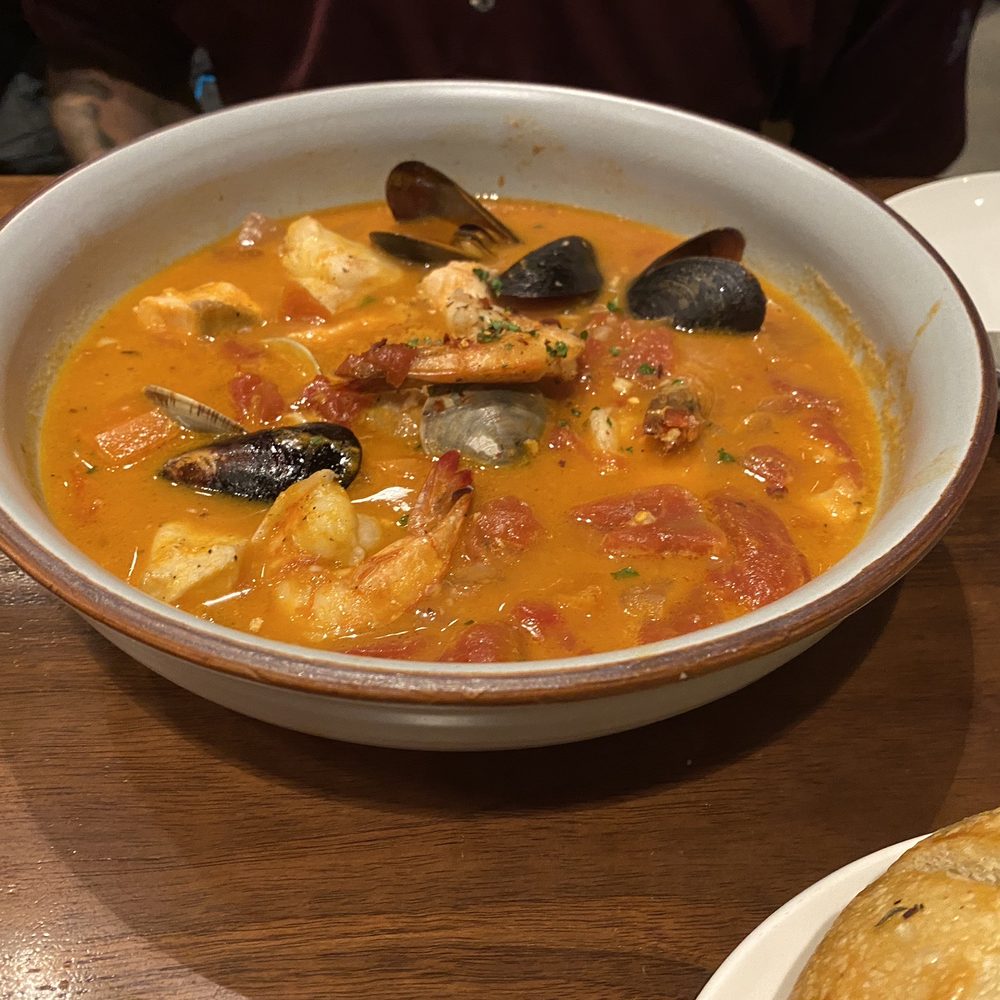 Nick's Del Mar - Seafood San Francisco Cioppino - New American Near Me - Del Mar, California
