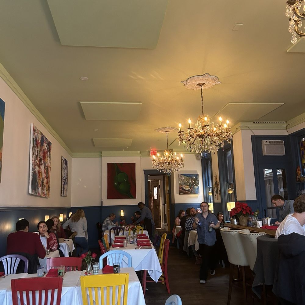 Otto's - Beautiful interior of the restaurant - Breakfast & Brunch Near Me - Covington, Kentucky Otto's - Beautiful interior of the restaurant - Breakfast & Brunch Near Me - Covington, Kentucky