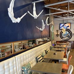 Dive Coastal Cuisine - Great decor