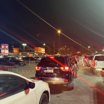 Smalls Sliders - Long drive through line. I got in line at 5:55 pm. - Burgers Near Me - Metarie, Louisiana Smalls Sliders - Long drive through line. I got in line at 5:55 pm. - Burgers Near Me - Metarie, Louisiana