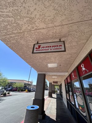 Jamms Restaurant Breakfast and Lunch by null