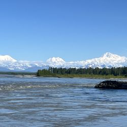 Talkeetna Cabins - Denali on a beautiful day right down from the cabins
