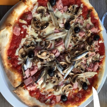 L'Allegria Tre - Pizza special avec de genereux anchois. - Pizza Near Me - Lyon, 69