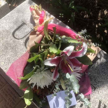 Devynn's Garden - Florists Near Me - Huntington Beach, California