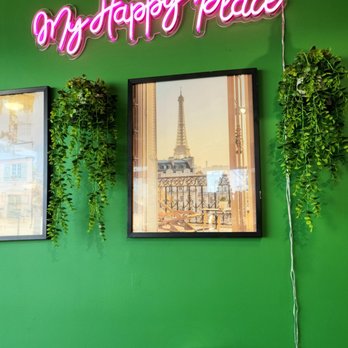 La Fontaine Cafe - Inside - Cafes Near Me - Montclair, New Jersey La Fontaine Cafe - Inside - Cafes Near Me - Montclair, New Jersey