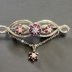 Necklace hanging  Beautiful broach