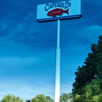 Captain D's - a car parked in front of a sign - Seafood Near Me - Beckley, West Virginia Captain D's - a car parked in front of a sign - Seafood Near Me - Beckley, West Virginia