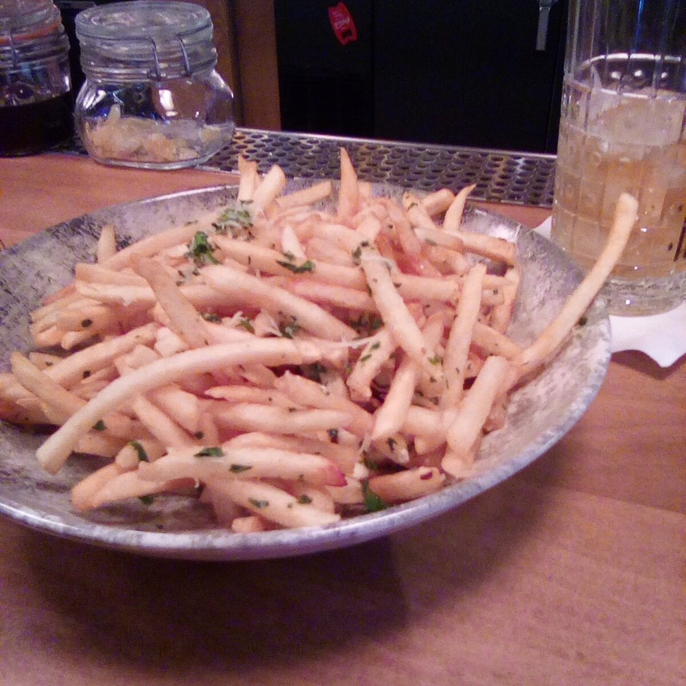 Hotel Ziggy - Truffle fries - Hotels Near Me - West Hollywood, California Hotel Ziggy - Truffle fries - Hotels Near Me - West Hollywood, California