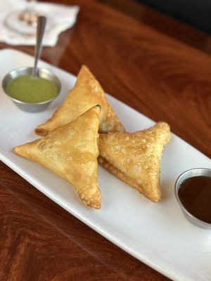 Curry Leaf - Flavors of India by null