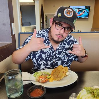 Don Poncho - Fernando is eating a chalupa with Birria, it was on point totally delicious!! - Mexican Near Me - Winter Garden, Florida Don Poncho - Fernando is eating a chalupa with Birria, it was on point totally delicious!! - Mexican Near Me - Winter Garden, Florida