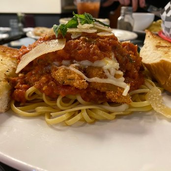 Bella Vita Bistro - Chicken parmesan - American Near Me - Carson City, Nevada