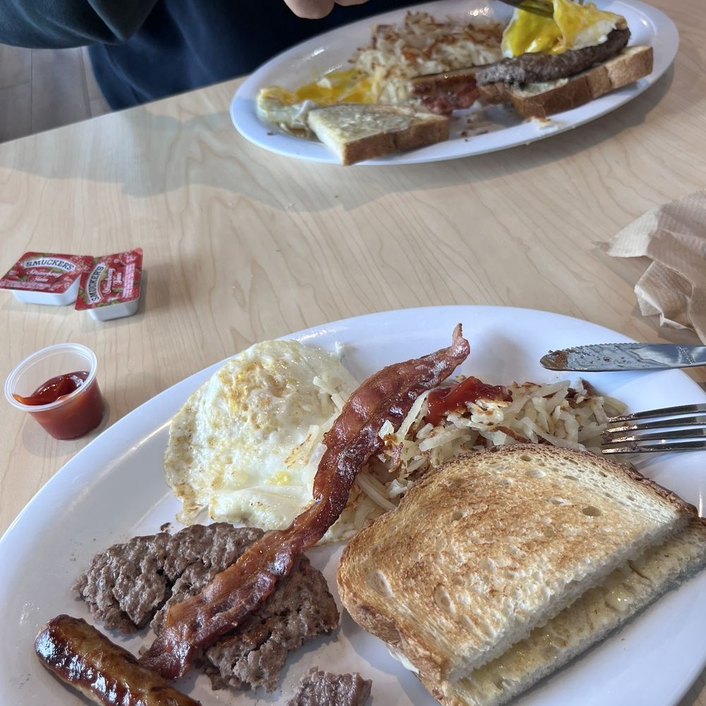 Nation's Giant - 2 GIANT TWO-EGGER with a SIDE OF HAMBURGER PATTY - Burgers Near Me - Elk Grove, California