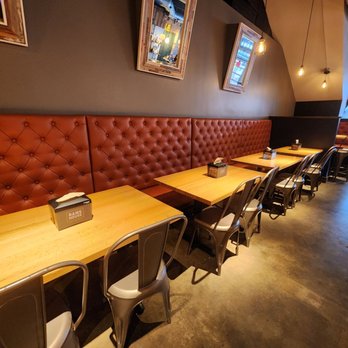 Rams House - Seats - Pizza Near Me - Richmond, Virginia