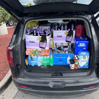 Evy's Mobile Bar - We can provide shopping assistance for the alcohol purchase of your event. - Bartenders Near Me Evy's Mobile Bar - We can provide shopping assistance for the alcohol purchase of your event. - Bartenders Near Me