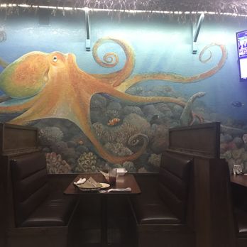 Mariscos Mar De Cortez - Inside dècor and wall mural. - Mexican Near Me - Ramona, California Mariscos Mar De Cortez - Inside dècor and wall mural. - Mexican Near Me - Ramona, California