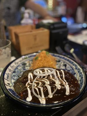 LA FONDA DE LOS CARNALITOS by null