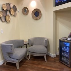 Stephen P Hahn, DDS - Waiting room