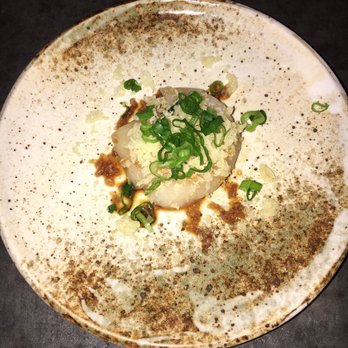 Double Knot - Japanese Scallop - Sushi Bars Near Me - Philadelphia, Pennsylvania
