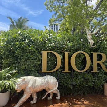 Dior Cafe - Coffee & Tea Near Me - Miami, Florida Dior Cafe - Coffee & Tea Near Me - Miami, Florida