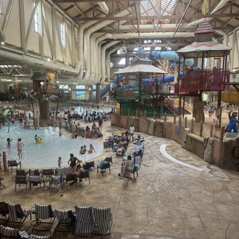 Great Wolf Lodge - Indoor pool - Resorts Near Me - Mason, Ohio