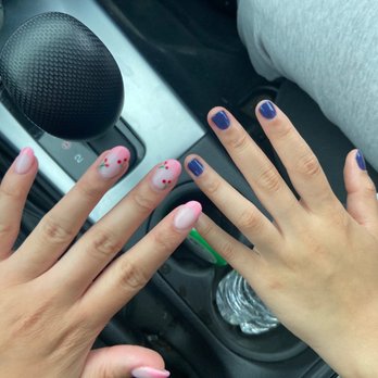 Initial Nails and Spa - Nail Salons Near Me - Elgin, Illinois