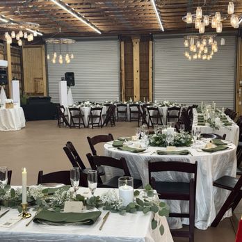 Pegasus Manor - Tables and dance floor - Venues & Event Spaces Near Me - Eustis, Florida