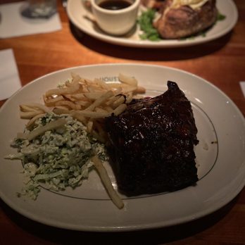 Houston's Restaurant - BBQ Barbecue Pork Ribs & Famous French Dip Au Jus - New American Near Me - Boca Raton, Florida Houston's Restaurant - BBQ Barbecue Pork Ribs & Famous French Dip Au Jus - New American Near Me - Boca Raton, Florida