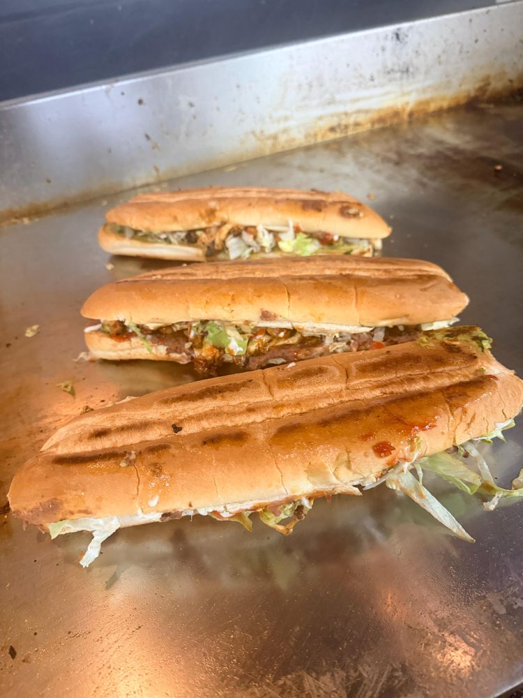 Tortas El Cadejo
