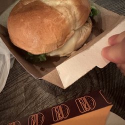 Tex’s Chicken & Burgers - Chicken burger grilled