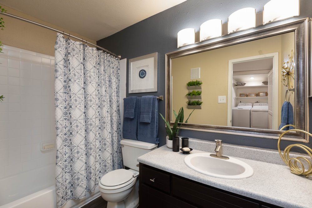 FINLEY WEST Updated October 2024 24 Photos 9940 Richmond Ave