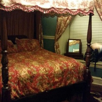 Elk Forge Bed & Breakfast - Hotels Near Me - Elkton, Maryland Elk Forge Bed & Breakfast - Hotels Near Me - Elkton, Maryland