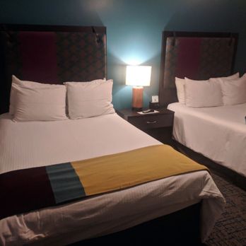 City Suites Hotel Chicago - Comfortable double room - Hotels Near Me - Chicago, Illinois